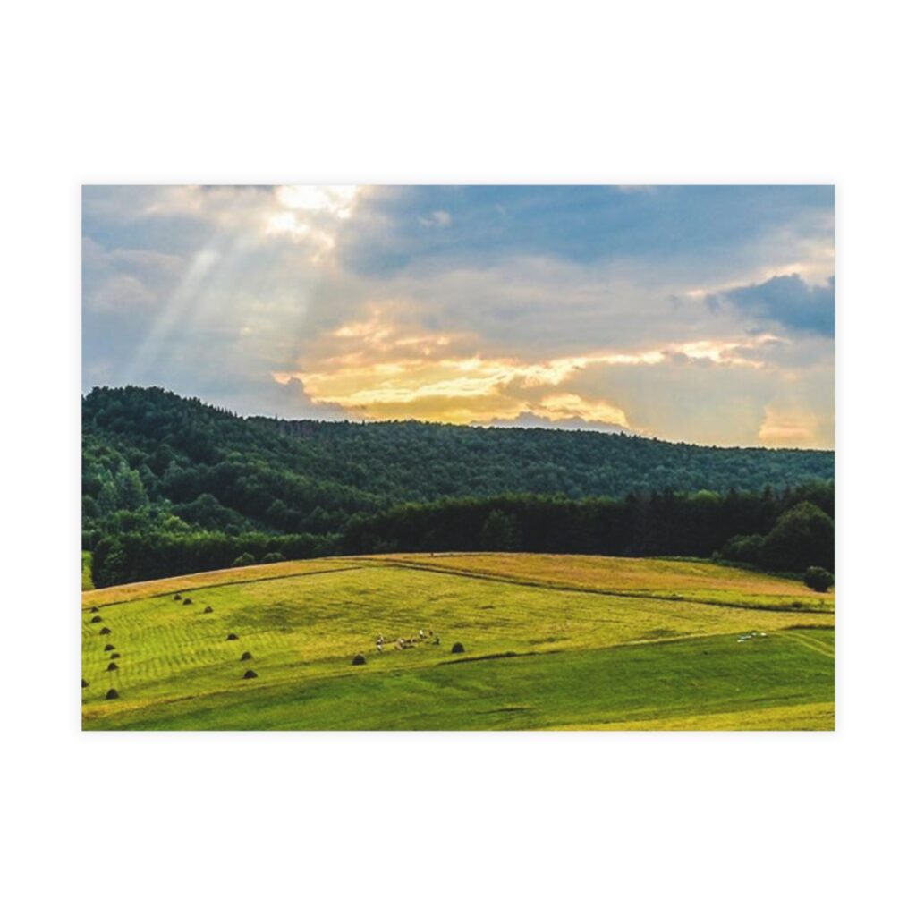 postcard bundles “A Ukrainian village in the Carpathians”