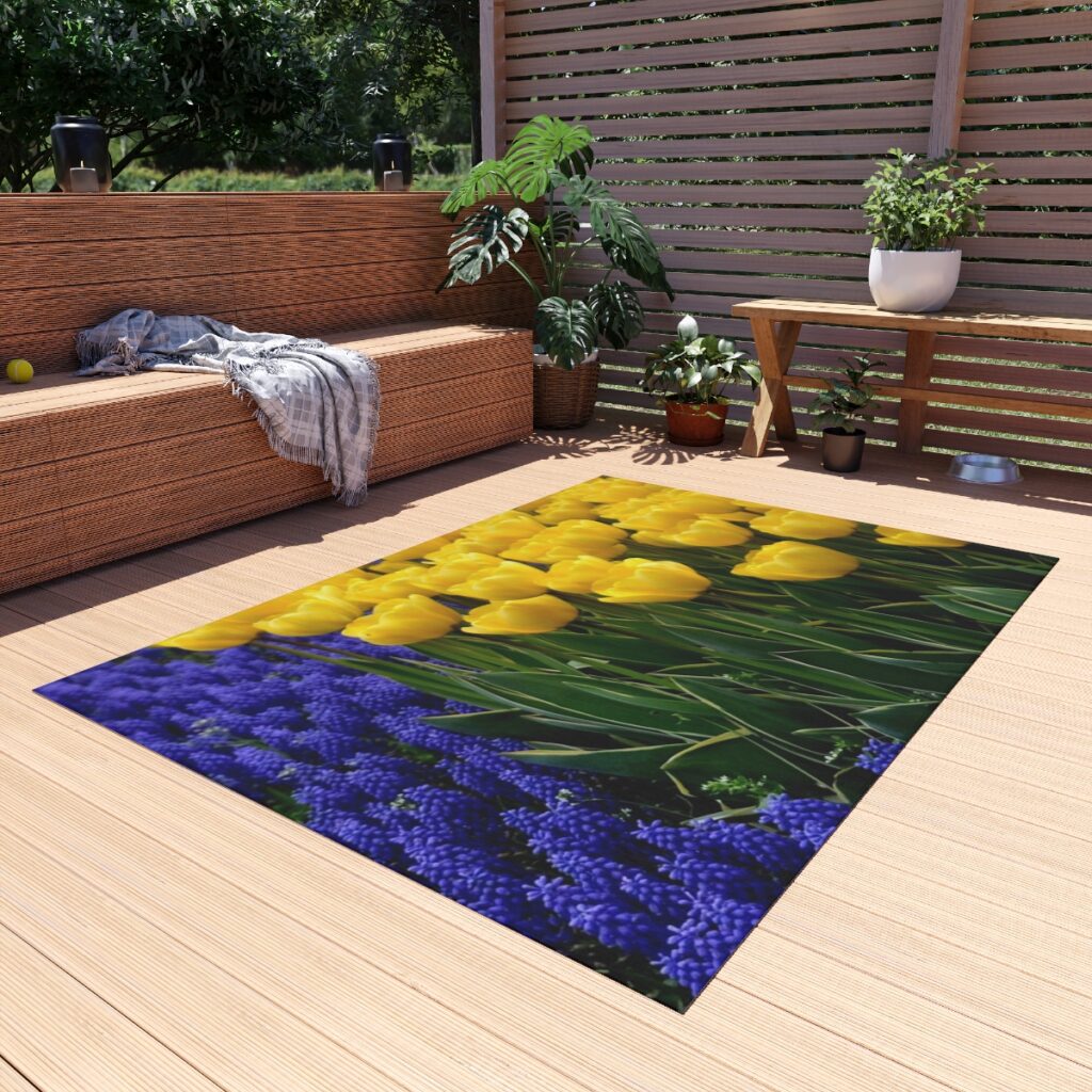 outdoor rug “Blue-yellow tulips”